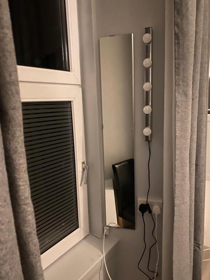 Mccoinnich Rooms Dundee Exteriör bild